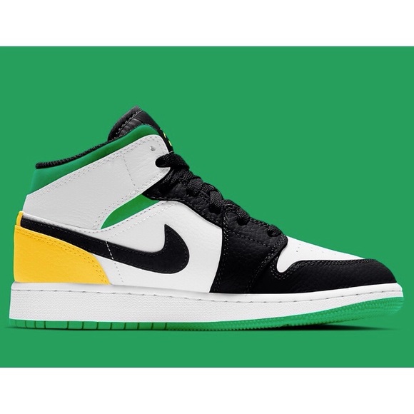 Nike Air Jordan 1 Mid SE ☘️ - Picture 2 of 15
